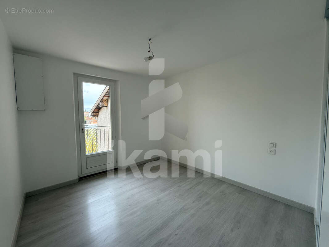 Appartement à SAINT-RAMBERT-D'ALBON