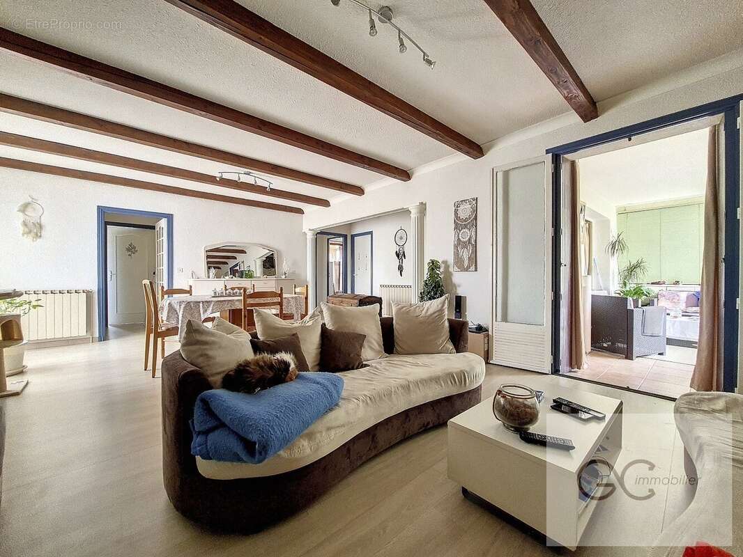 Maison à CORNEILHAN