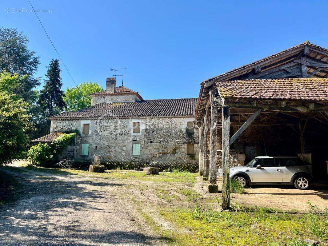 Maison à SAINT-PIERRE-SUR-DROPT