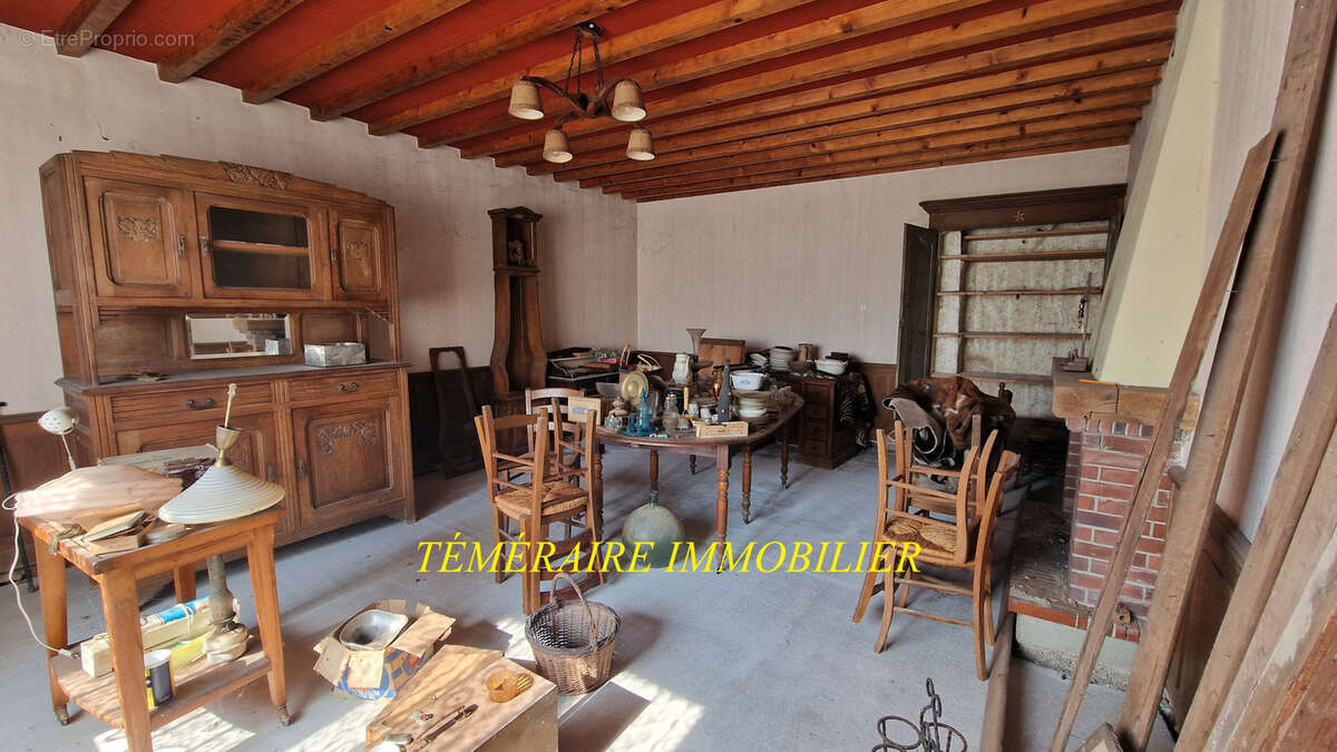 Champagnole 10 mins - Ancienne ferme de 174m2 - photo 11