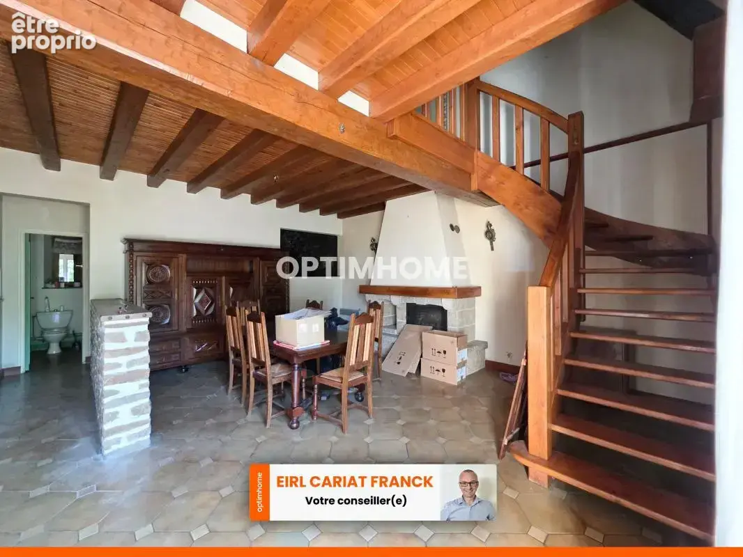 Longère en pierre de 183 m² avec dépendances, l’ensemble sur 7613 m² de terrain clos - photo 8