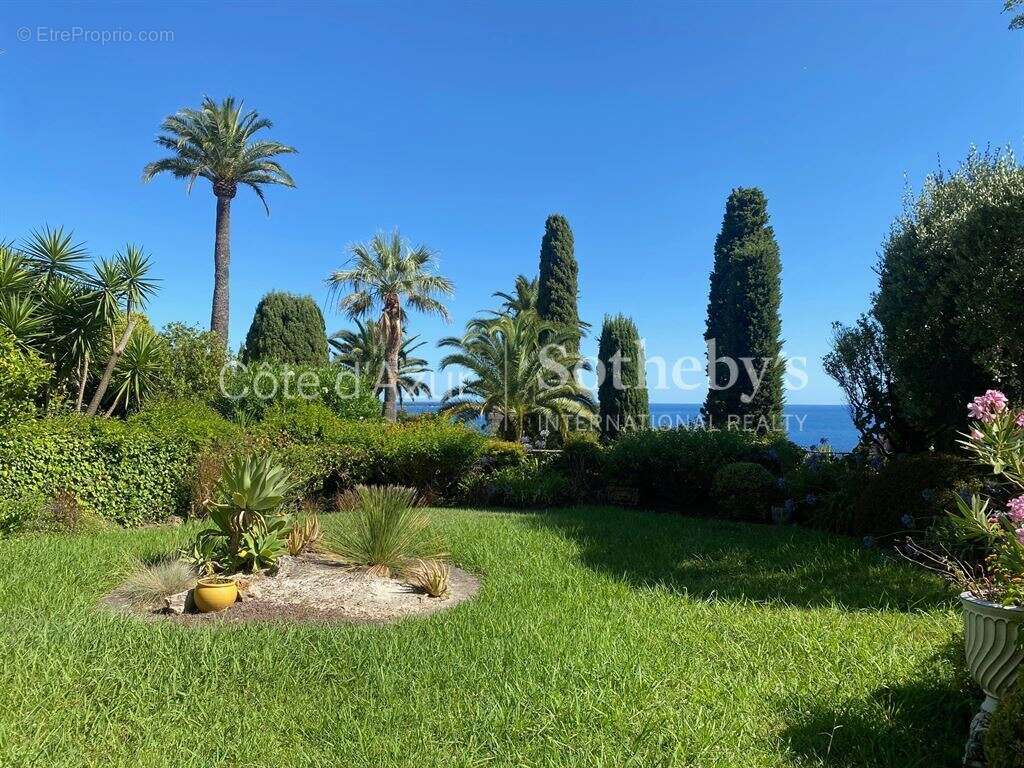 Cannes Croix des Gardes, appartement de 169 m² avec jardin privatif, vue mer - photo 10