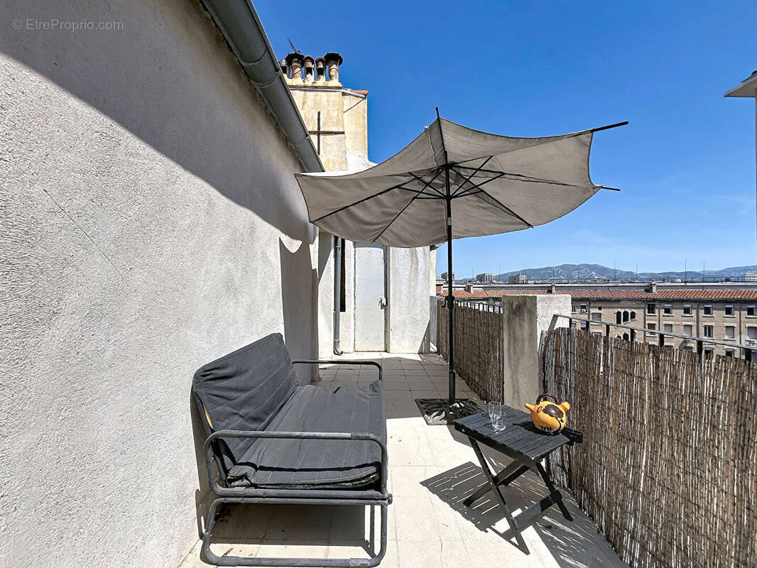 Appartement à MARSEILLE-2E