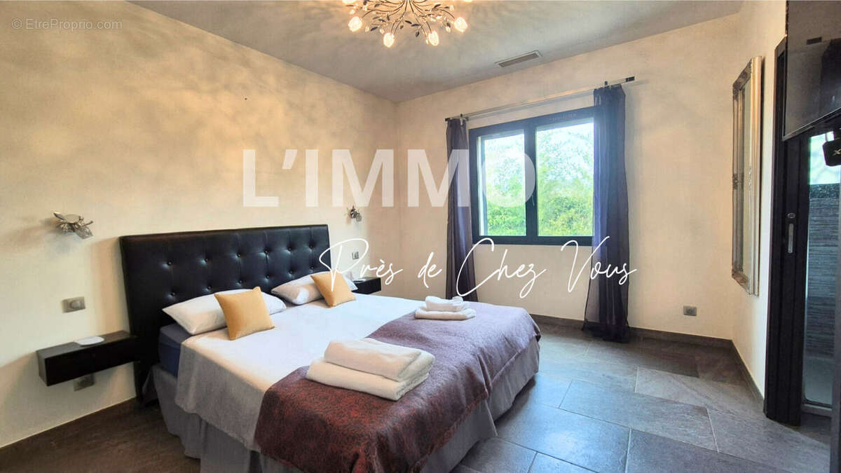 Maison à LA DESTROUSSE