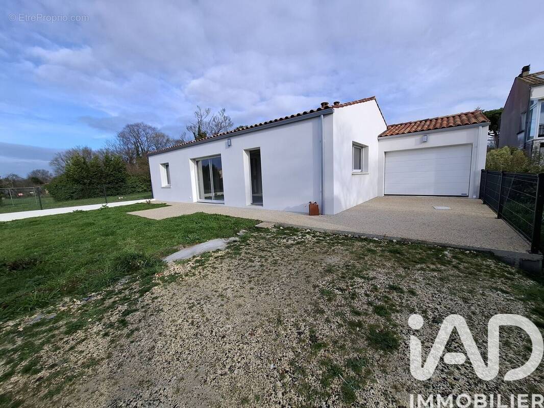 Photo 1 - Maison à MARENNES