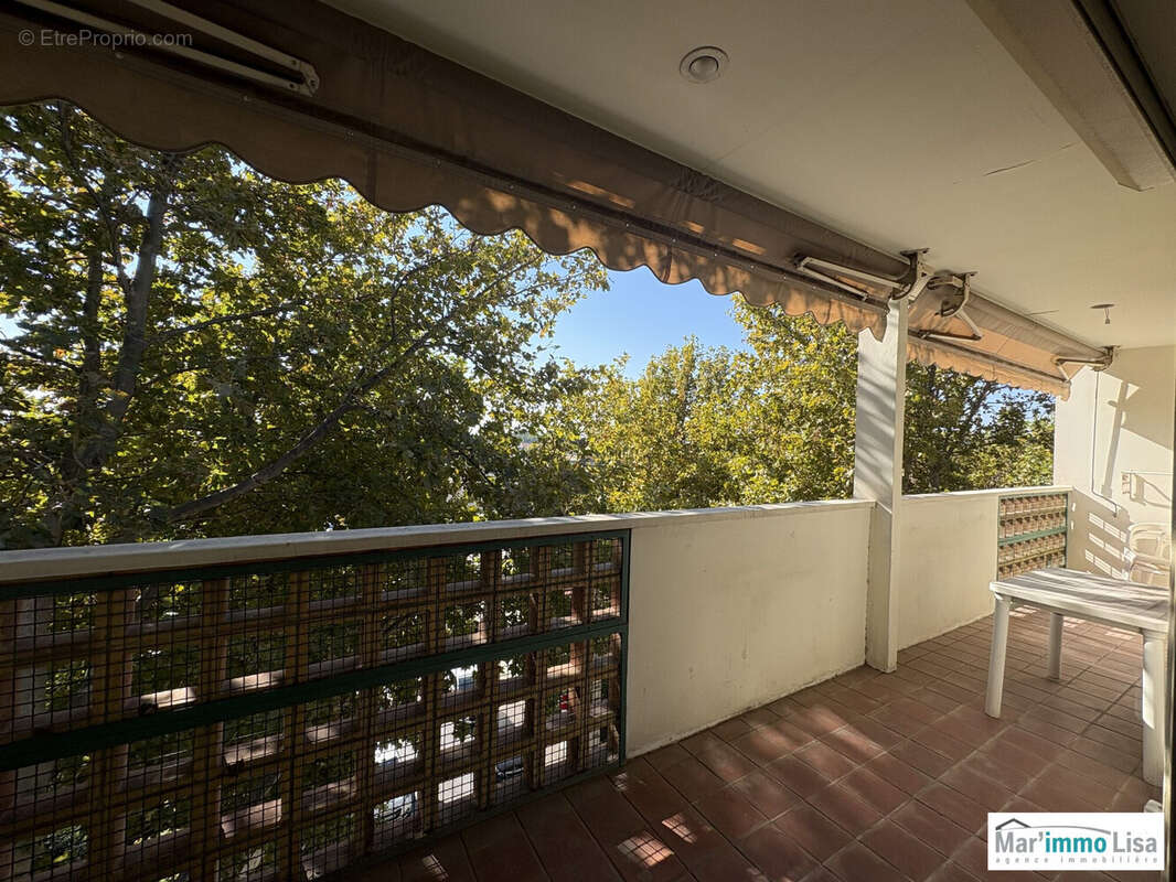 Appartement à SALON-DE-PROVENCE