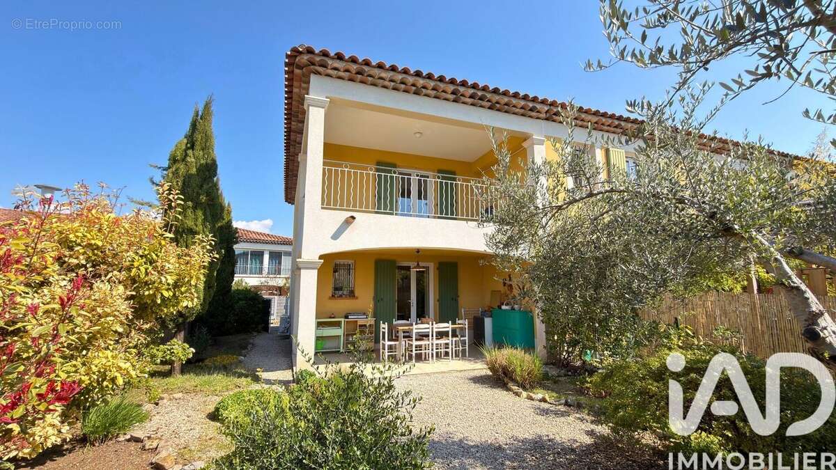 Photo 2 - Maison à PERTUIS