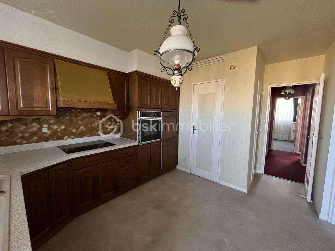 Appartement à ALLONNES