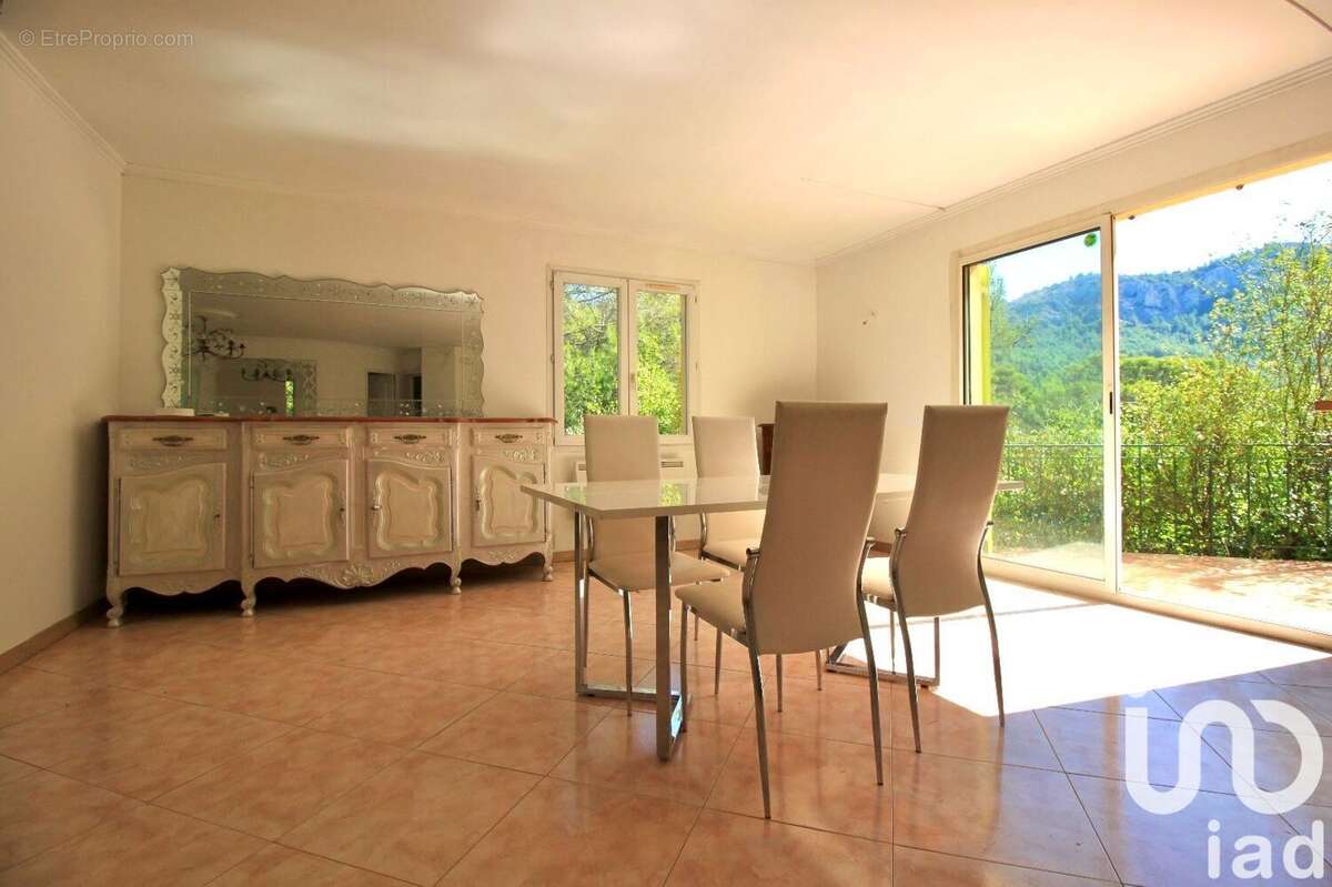 Photo 2 - Maison à AURIOL