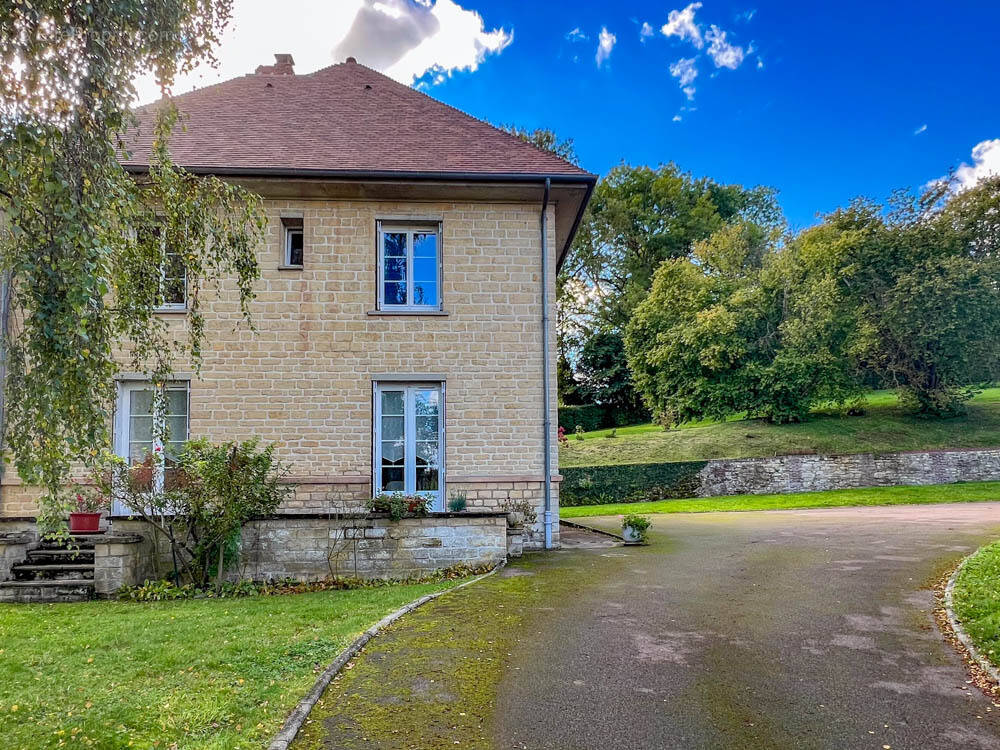 Maison à VIMOUTIERS