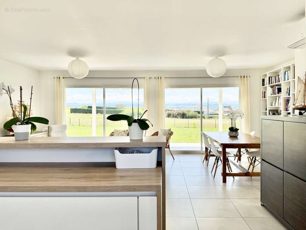 Villa contemporaine de plain-pied avec vue panoramique sur les Pyrénées - photo 5