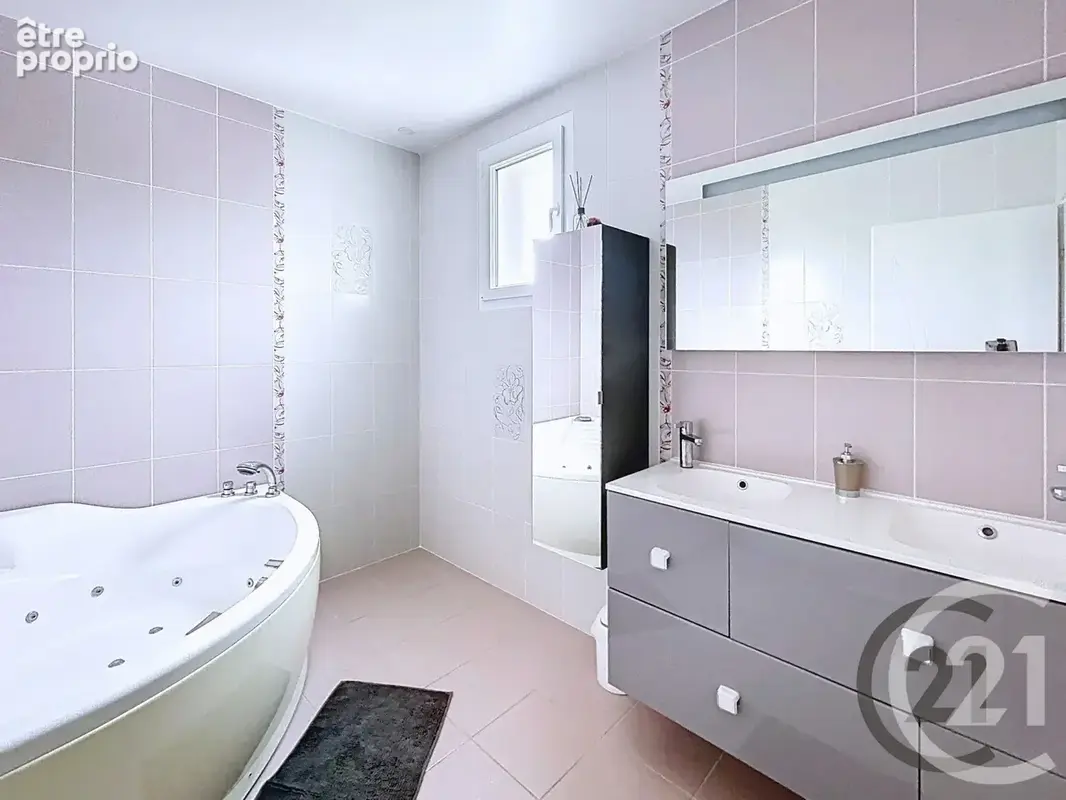 Maison 7 pièces 204 m² à vendre à Lusigny-Sur-Barse (10270) - photo 11