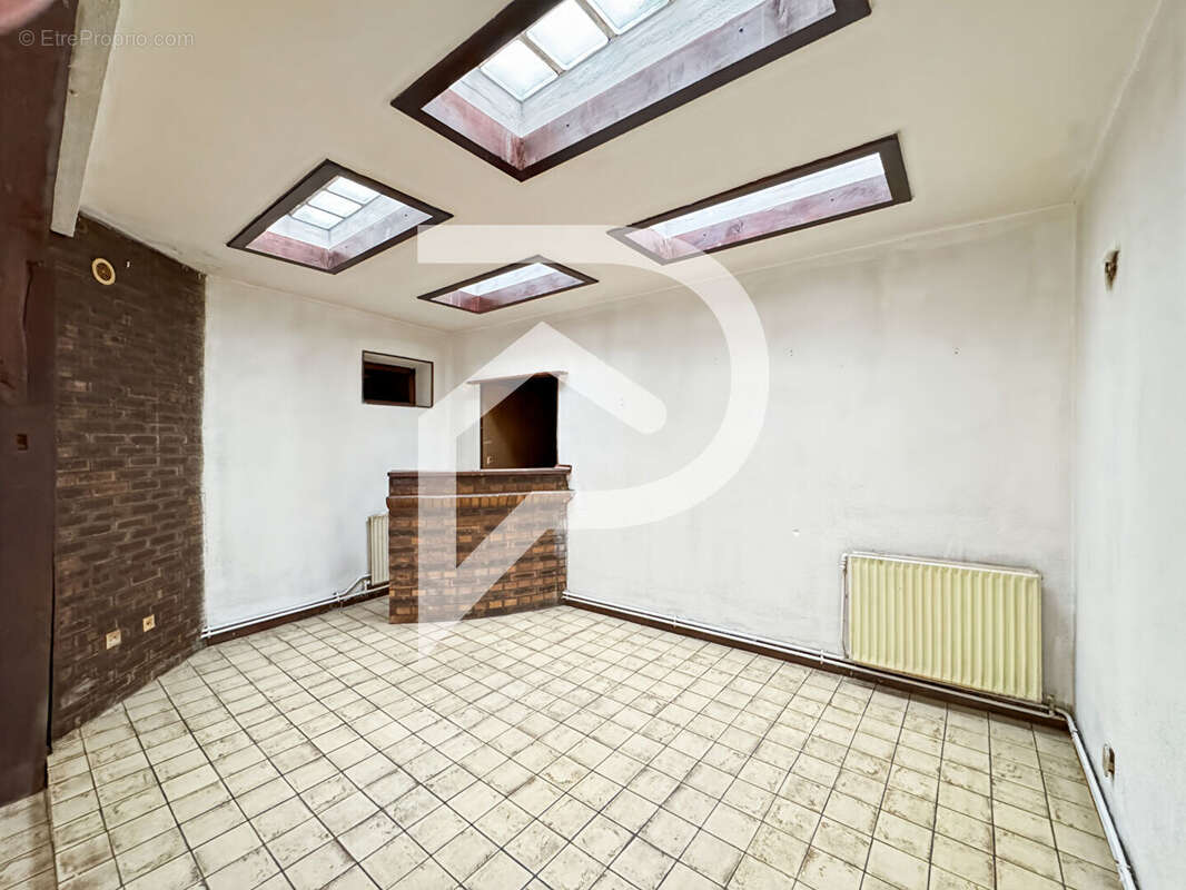 Maison à BEAUVAIS