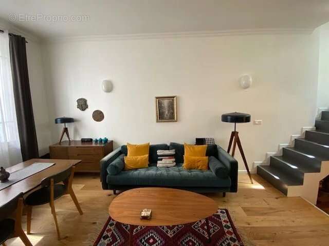 Appartement à PARIS-12E