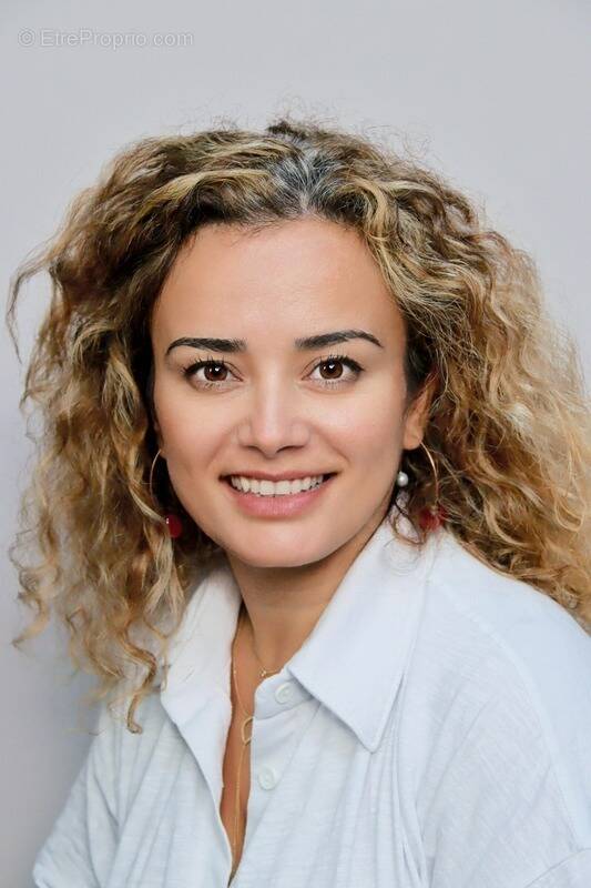 Parking à HAUTELUCE