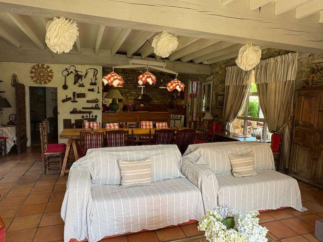 Maison à HAUT-DE-BOSDARROS