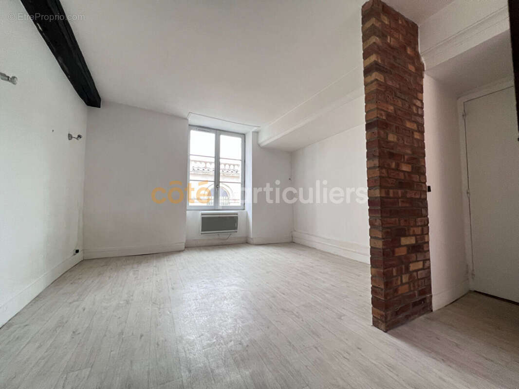 Appartement F1 hypercentre - photo 6