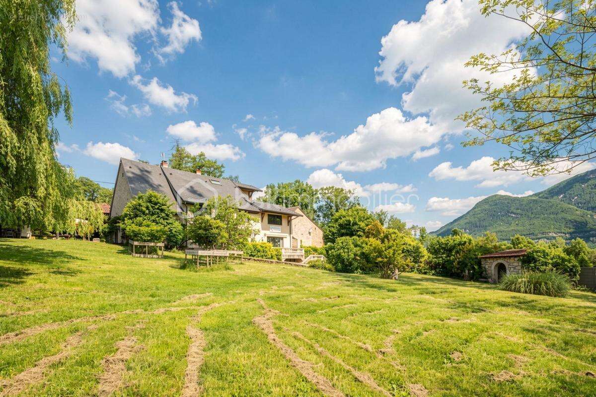 Maison de caractère de 250 m² avec 3 gîtes indépendants à fort potentiel touristique - photo 20