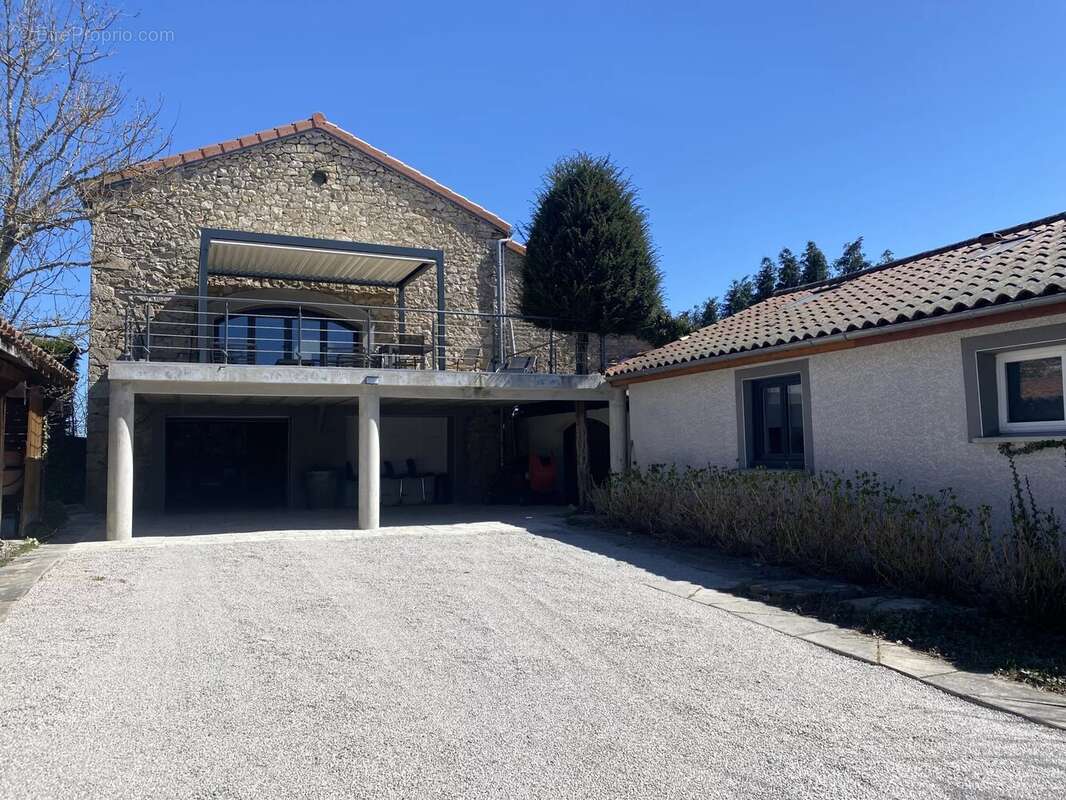 Maison à LES VILLETTES
