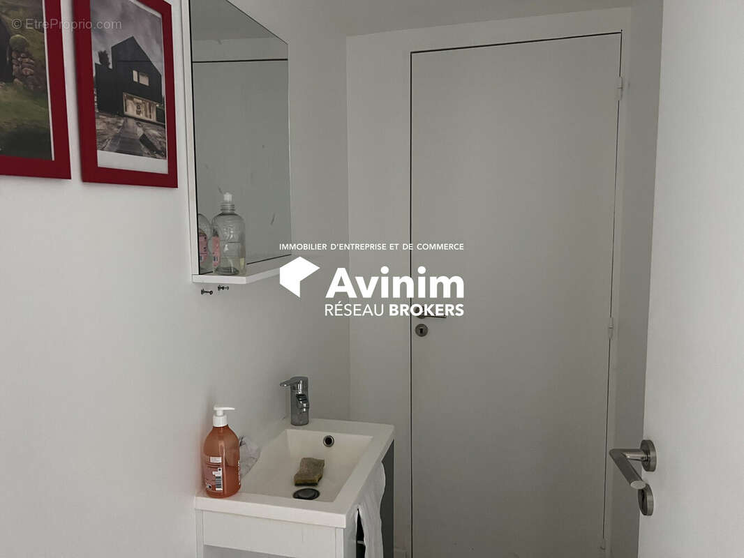 Commerce à LA VERPILLIERE