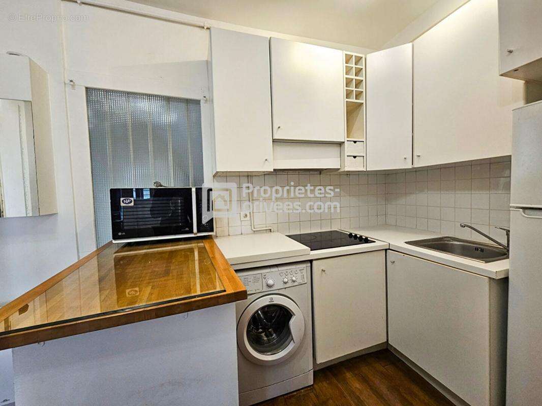 Appartement à PARIS-9E