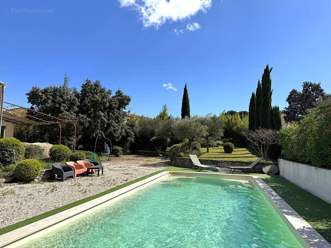 Maison à VILLENEUVE-LES-AVIGNON