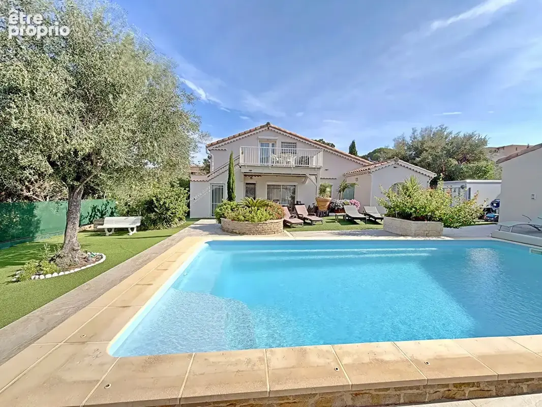 Photo Maison à Frejus au prix de 991 000€