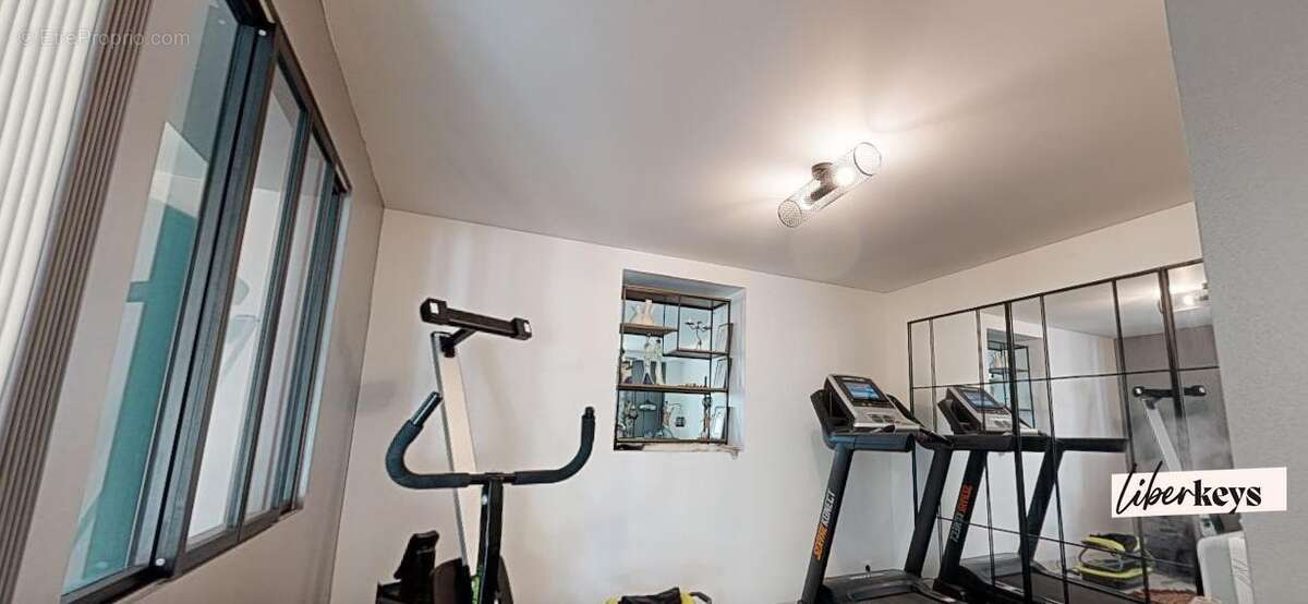 Maison familiale 172 m² – Habitable immédiatement – Jardin 757 m² – Claye-Souilly - Quartier Bois-Fleuri - photo 11