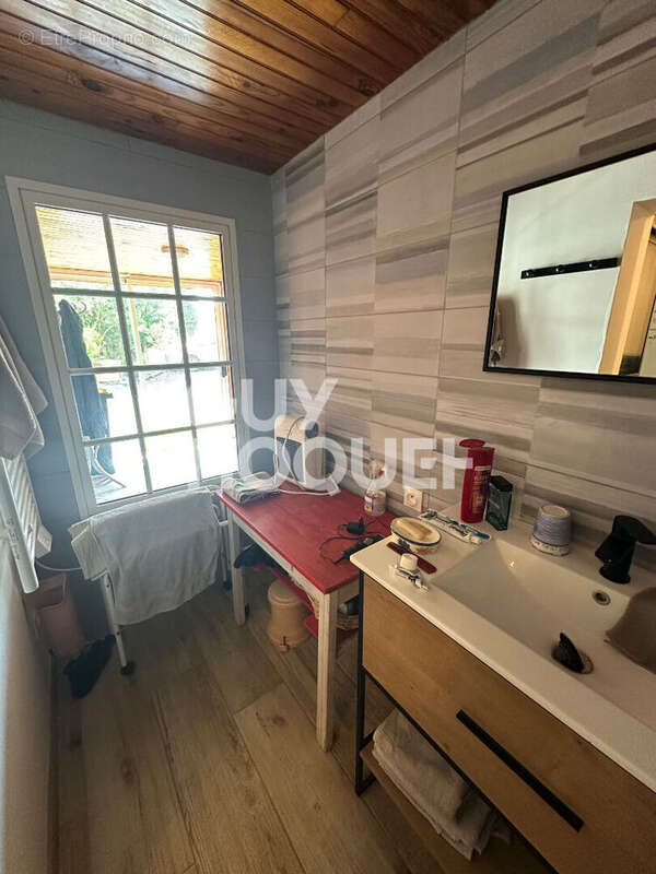 Maison 141 m² à Saint-Fromond  - photo 7