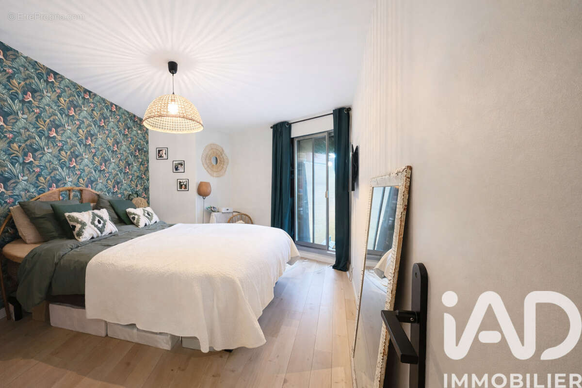 Photo 6 - Appartement à SURESNES