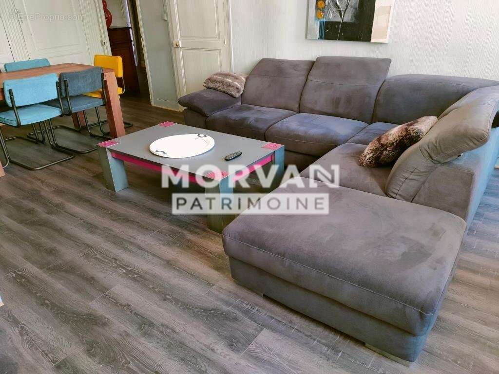 Appartement à CHATEAU-CHINON(VILLE)