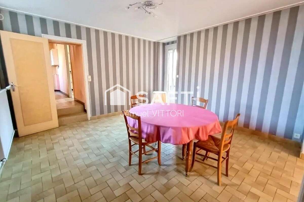 Photo 4 - Maison à MONTAUDIN