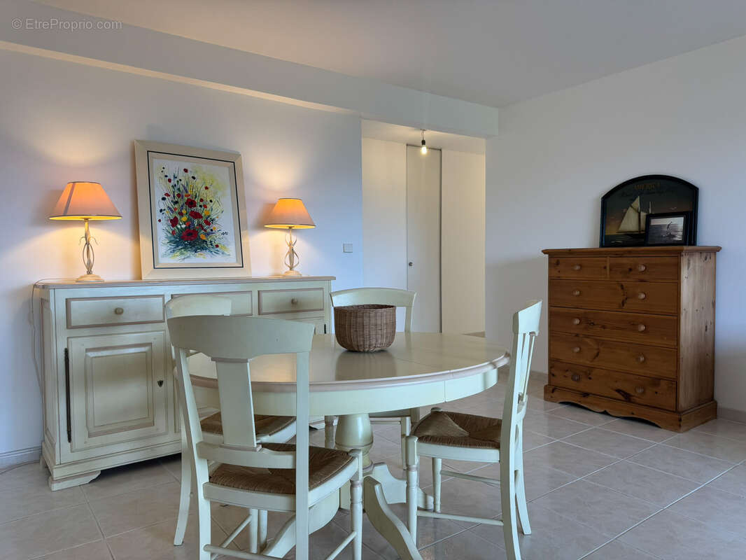 Appartement à MANDELIEU-LA-NAPOULE