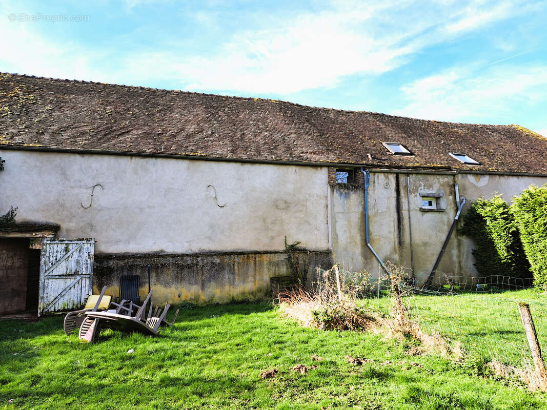 Appartement à VALLERY