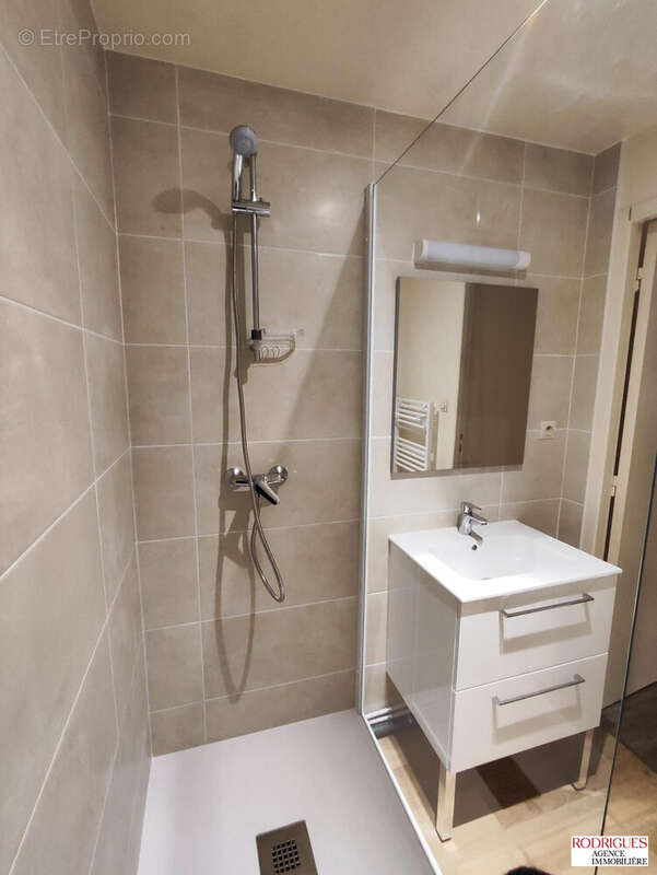Appartement 23 m² à Poitiers  - photo 3