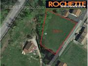 Terrain à SAIL-SOUS-COUZAN