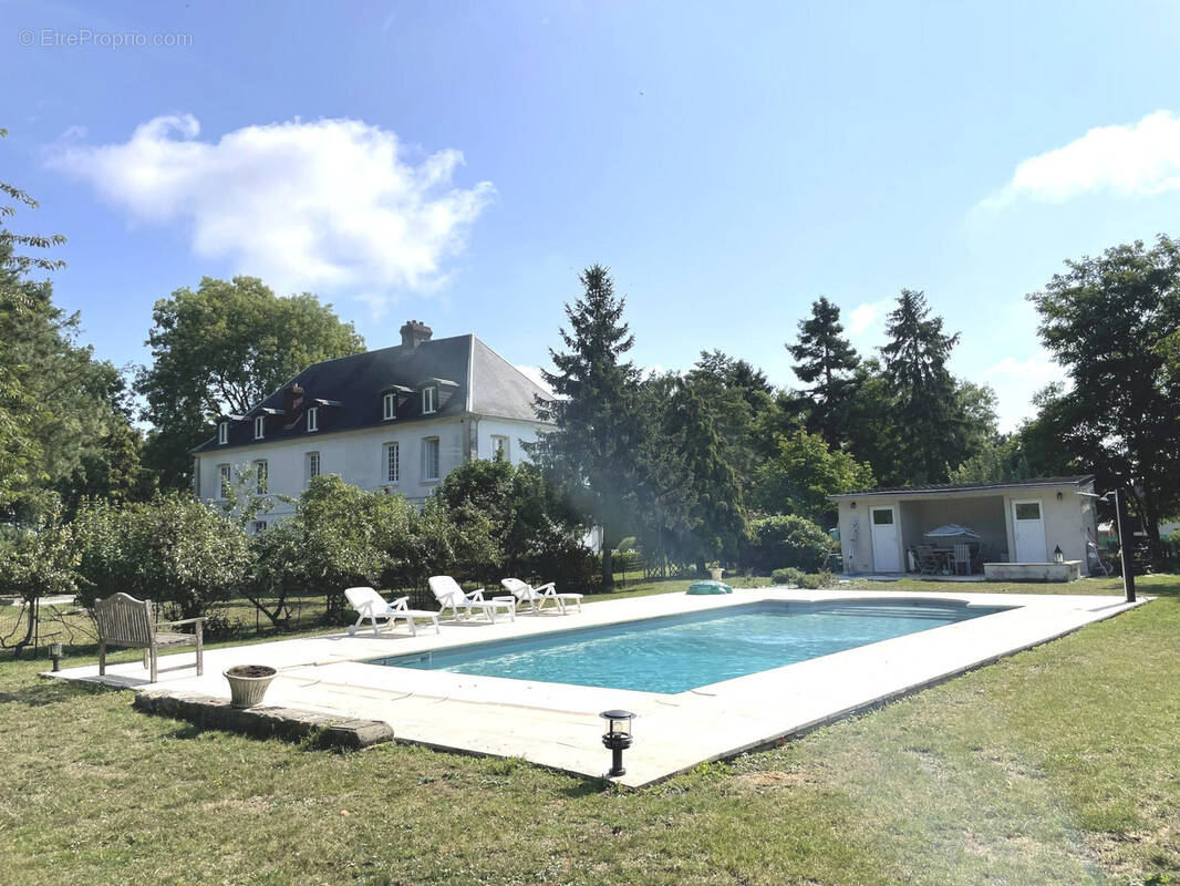 Maison à BRETEUIL