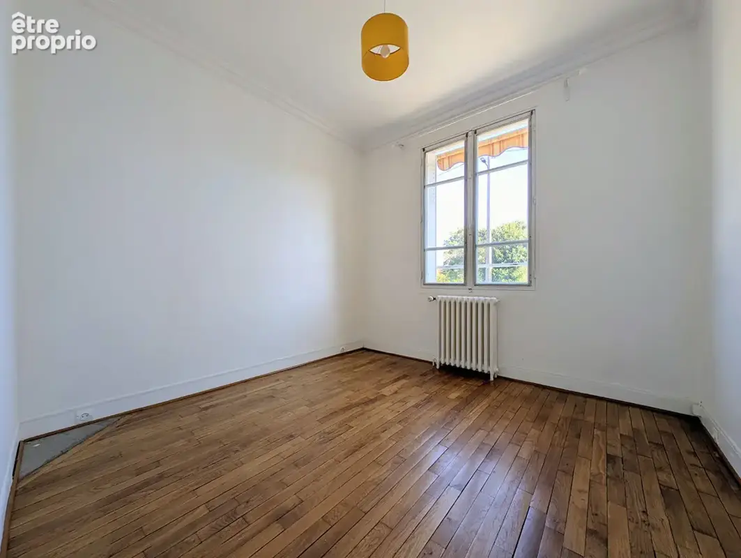 MESNIL LE ROI - Maison 5 pièces de 91 M² (152 M ² habitables) édifiée sur un Terrain de 999 M² - photo 7