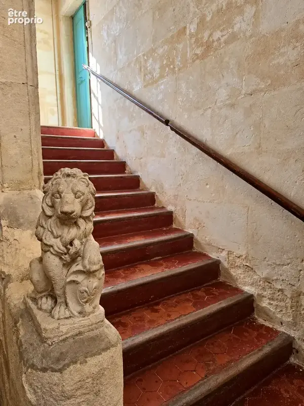À vendre à Arles   Maison bourgeoise du XVIIe siècle de 315 m2 en centre historique - photo 14