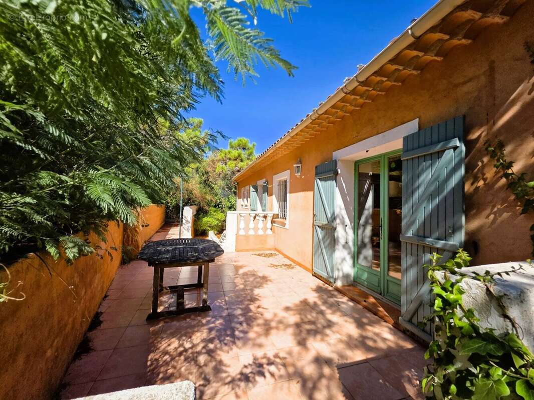 Maison à SAINT-RAPHAEL