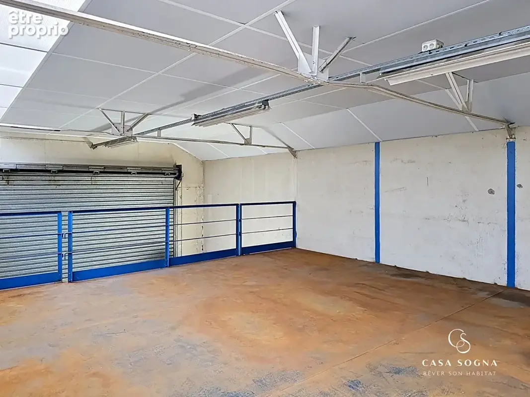 Local d'activité/industriel - 1000 m² - Saint-Étienne-des-Oullières - photo 11