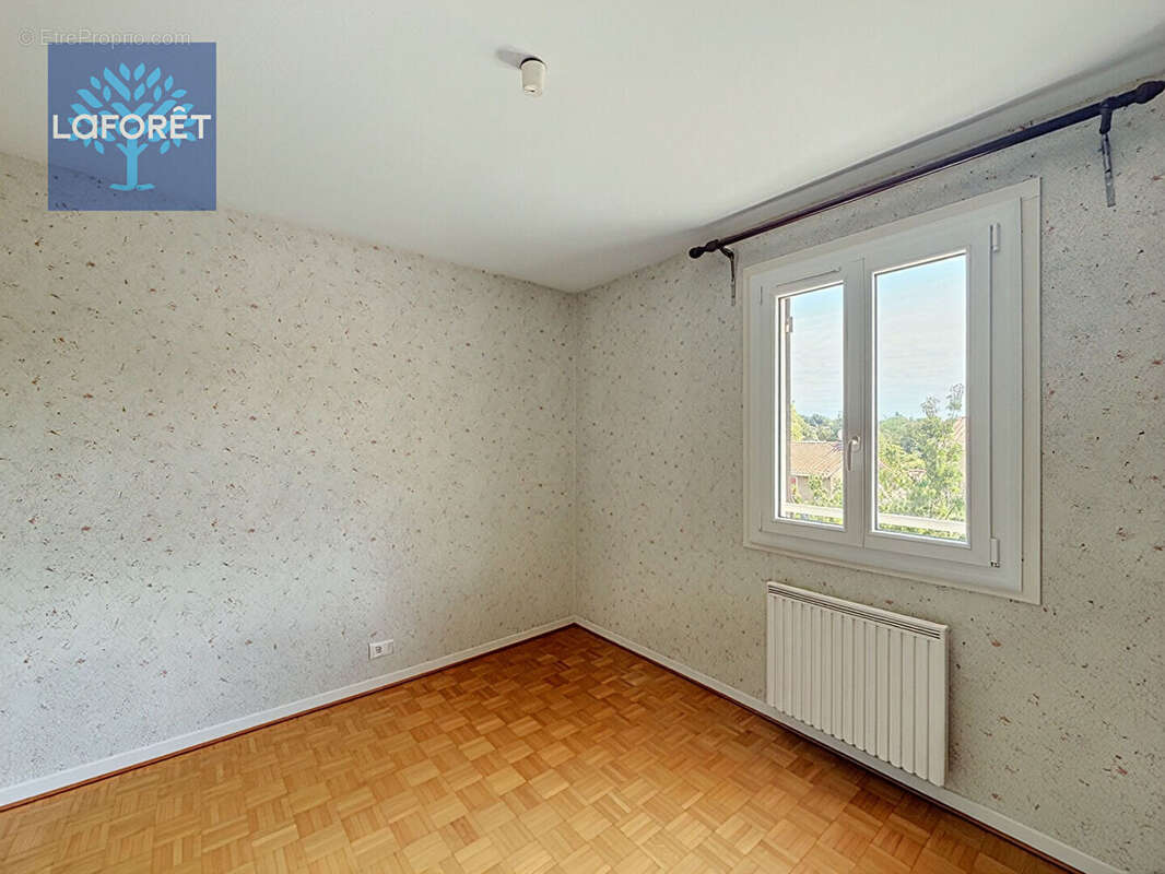Maison Saint Genis Laval 5 pièce(s) 81.20 m2 - photo 8