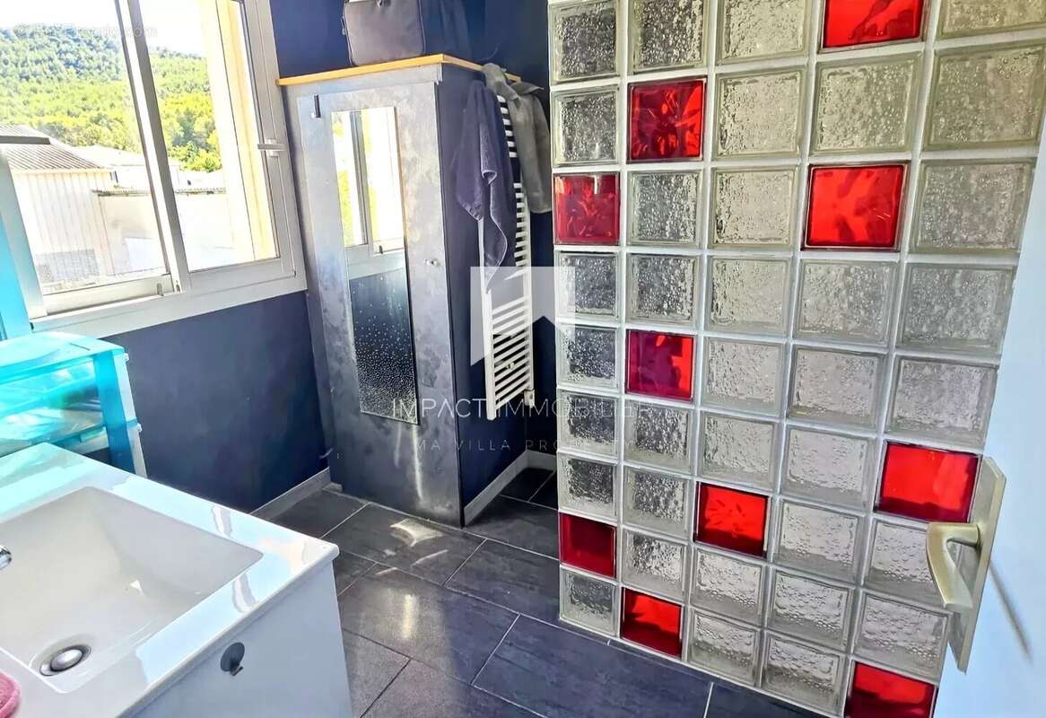 Appartement à HYERES