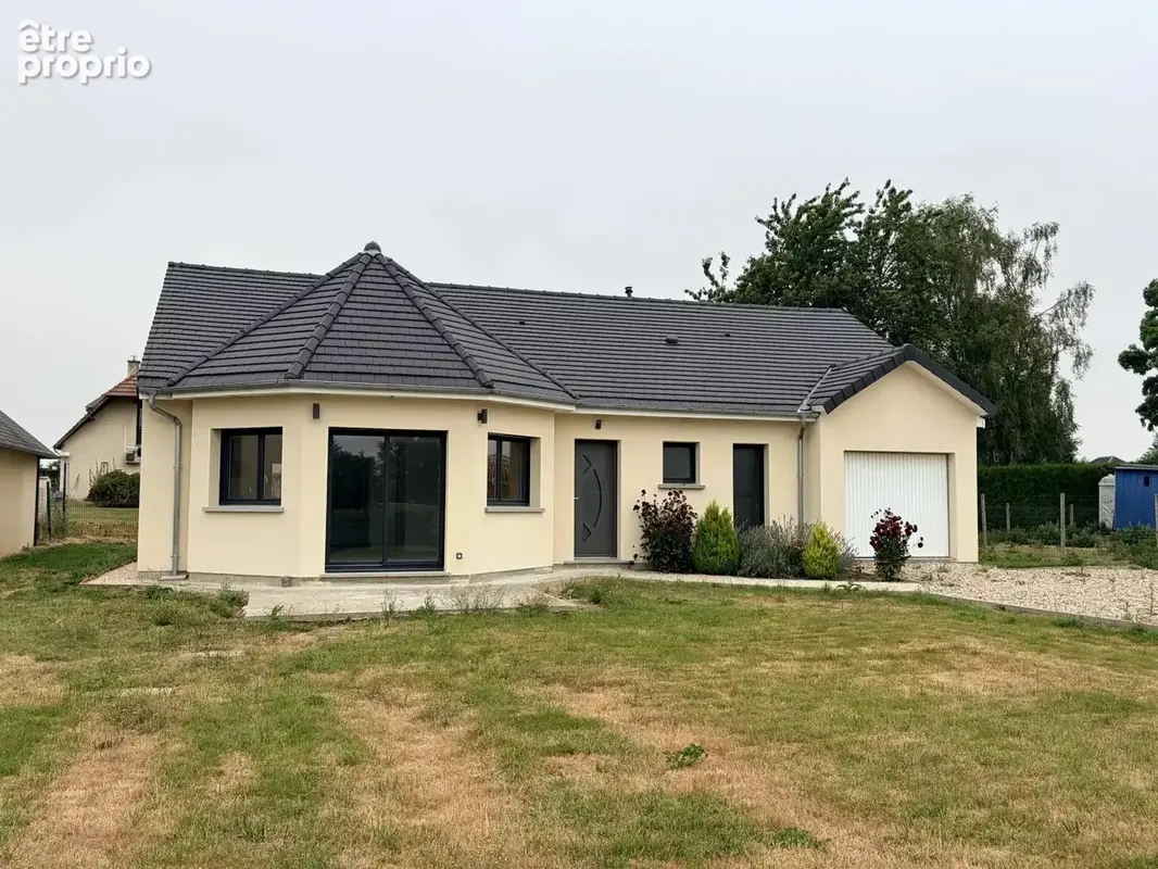 Maison à BERNAY