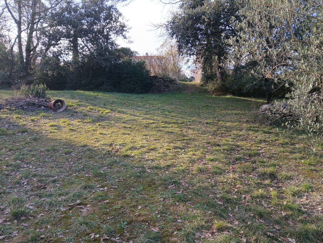 Terrain à DEAUX