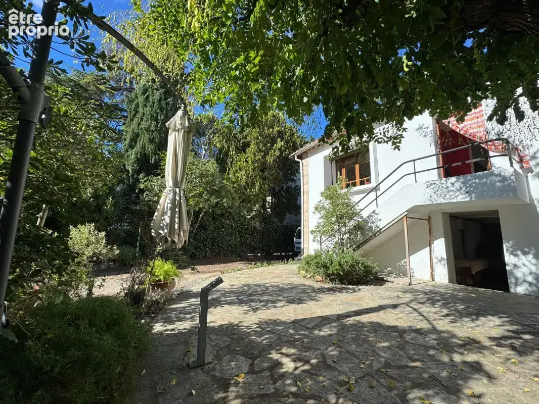 Maison de charme avec jardin arboré de 432m² et atelier de 90m² - photo 1
