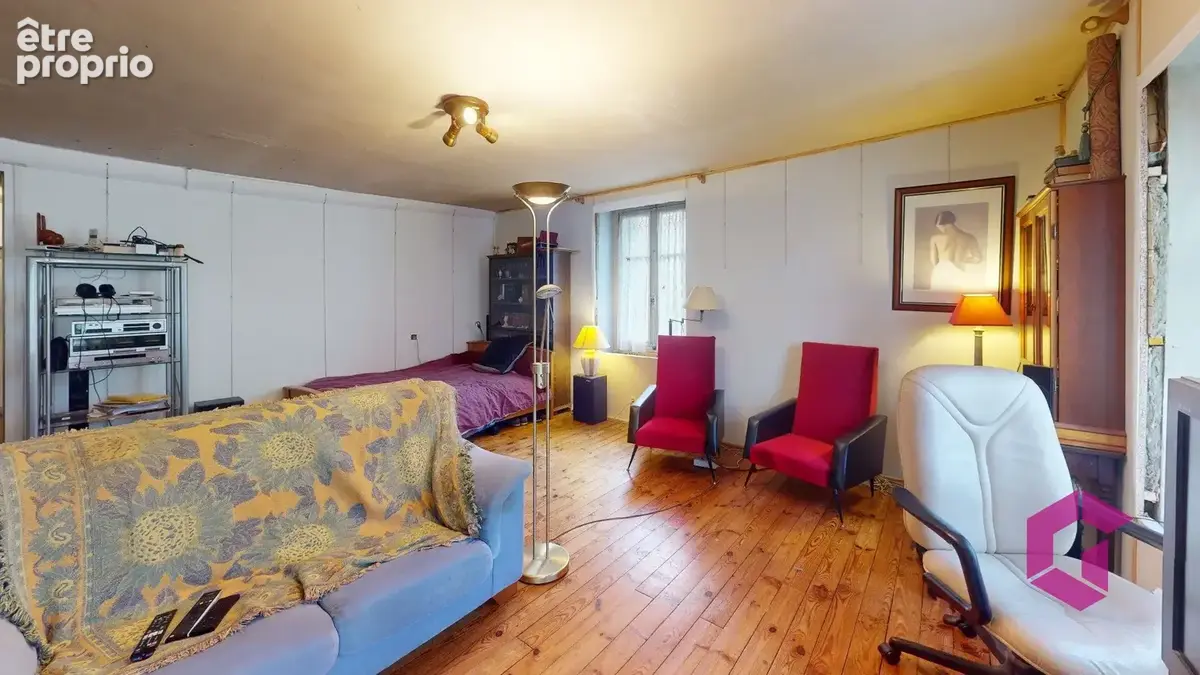 Maison à potentiel, avec Extérieur et Garage au PUY EN VELAY - photo 17