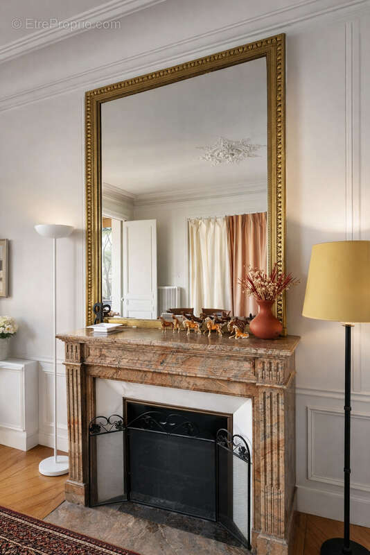 Appartement à PARIS-19E
