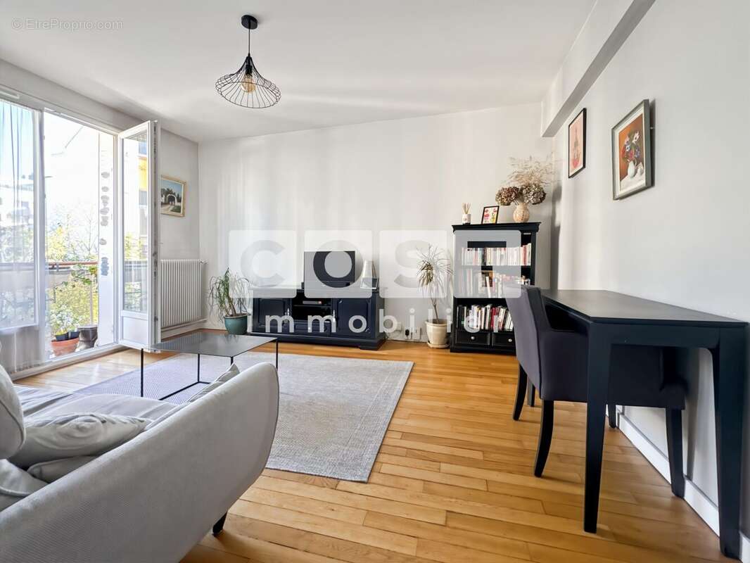 Appartement à ASNIERES-SUR-SEINE