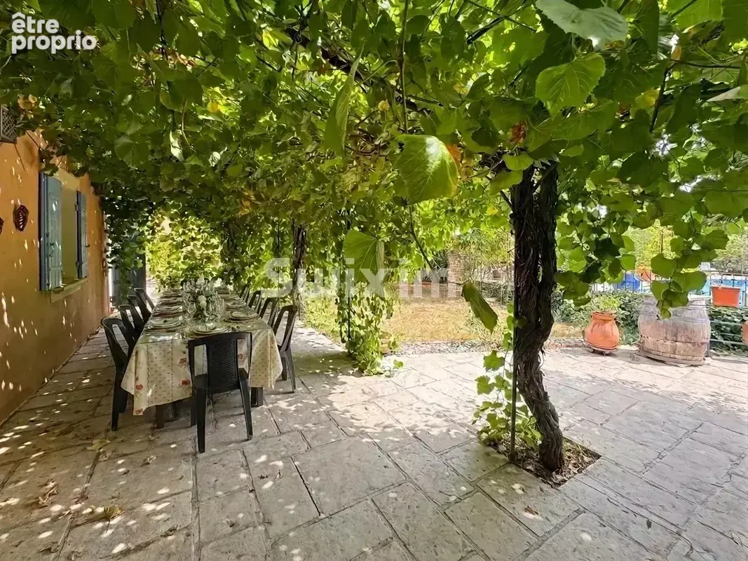 Exceptionnelle propriété de caractère sur plus d'un hectare - photo 16